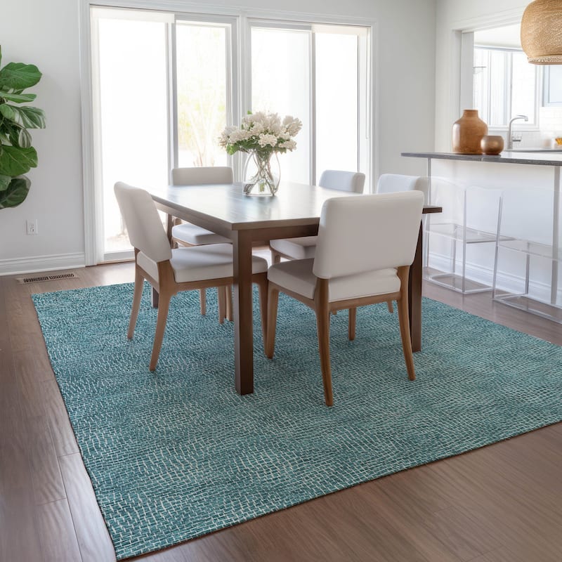 Machine Washable Indoor/ Outdoor Solid Modern Chantille Rug