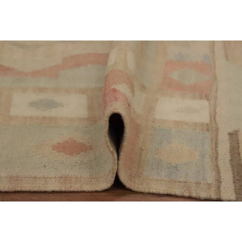 Hand Woven Oriental 100% Wool Carpet Southwestern Tribal Multi-Colored Kilim Area Rug - 6' 0'' X 4' 1''