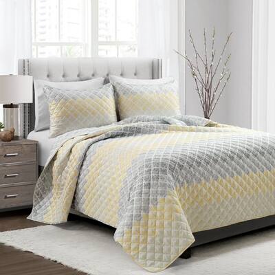 Lush Decor Medallion Ombre 3 Piece Quilt Set