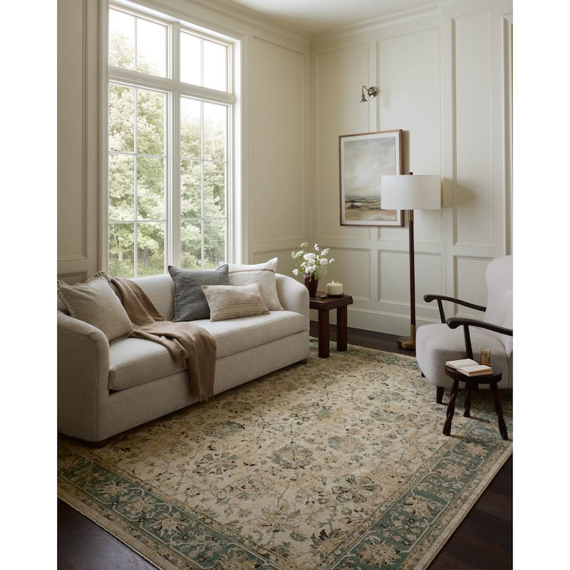 Alexander Home Bessera Traditional Area Rug