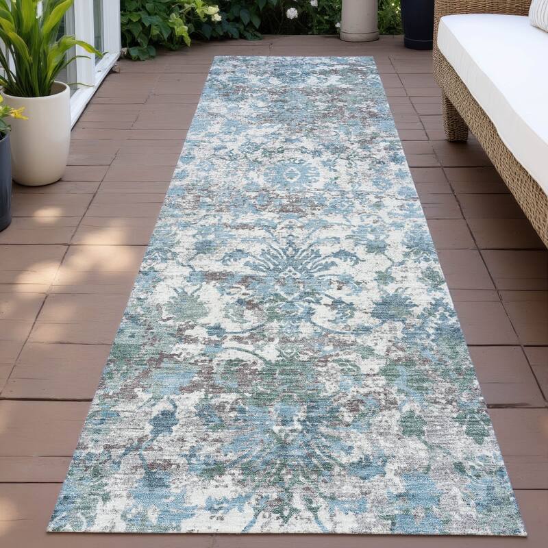 Machine Washable Indoor/Outdoor Vintage Traditional Chantille Rug - Denim - 2'3" x 7'6"
