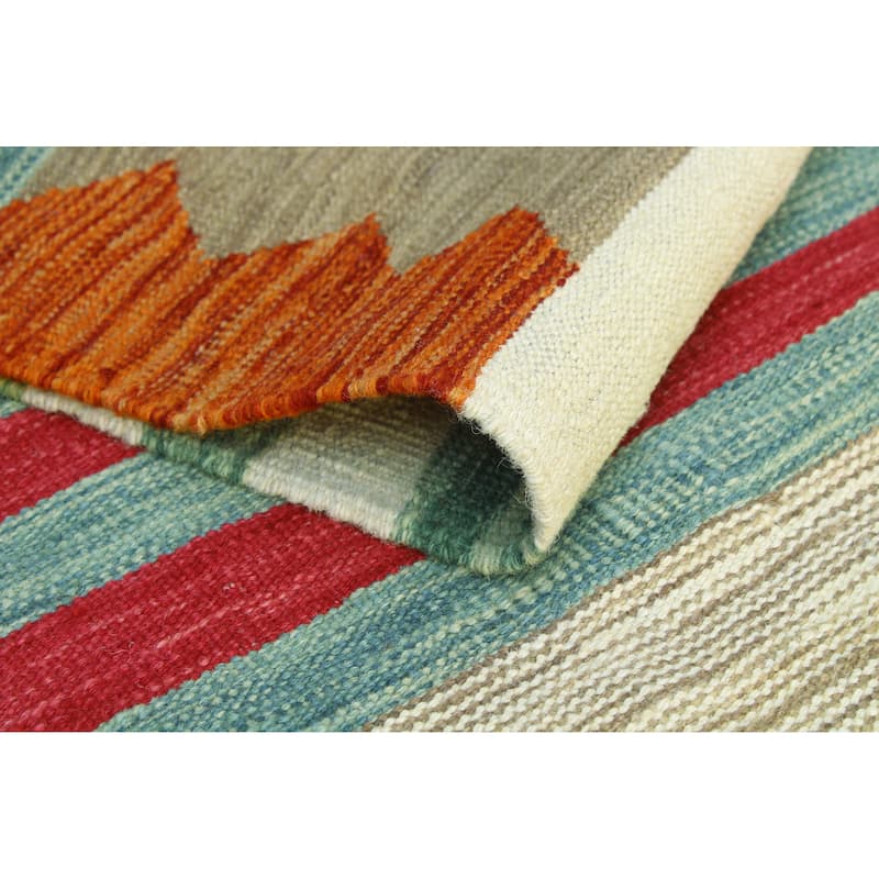 Modern Flatweave Aldrin Ivory/Green Rug - 5'7" x 8'2"