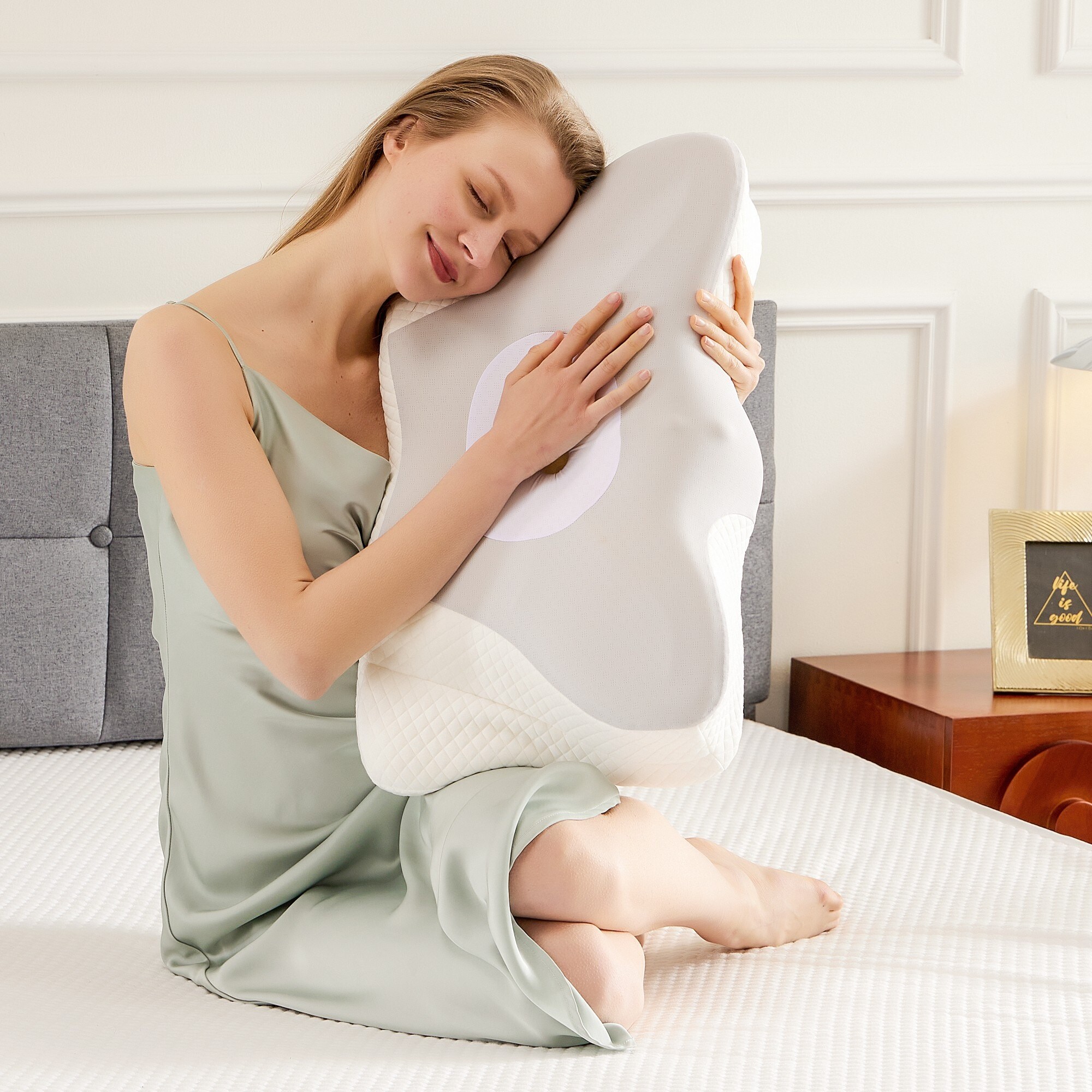 Ergonomic Memory Foam Cervical Pillow,Includes Pillowcase, Grey