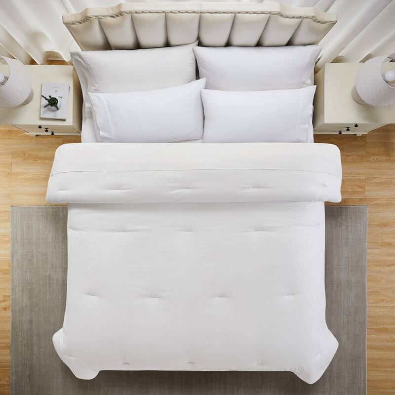 Modern Threads Down Alternative Quilted Reversible Comforter