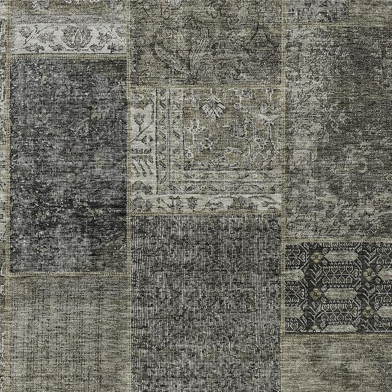 HomeRoots Patchwork Transitional Rectangle Outdoor Rug
