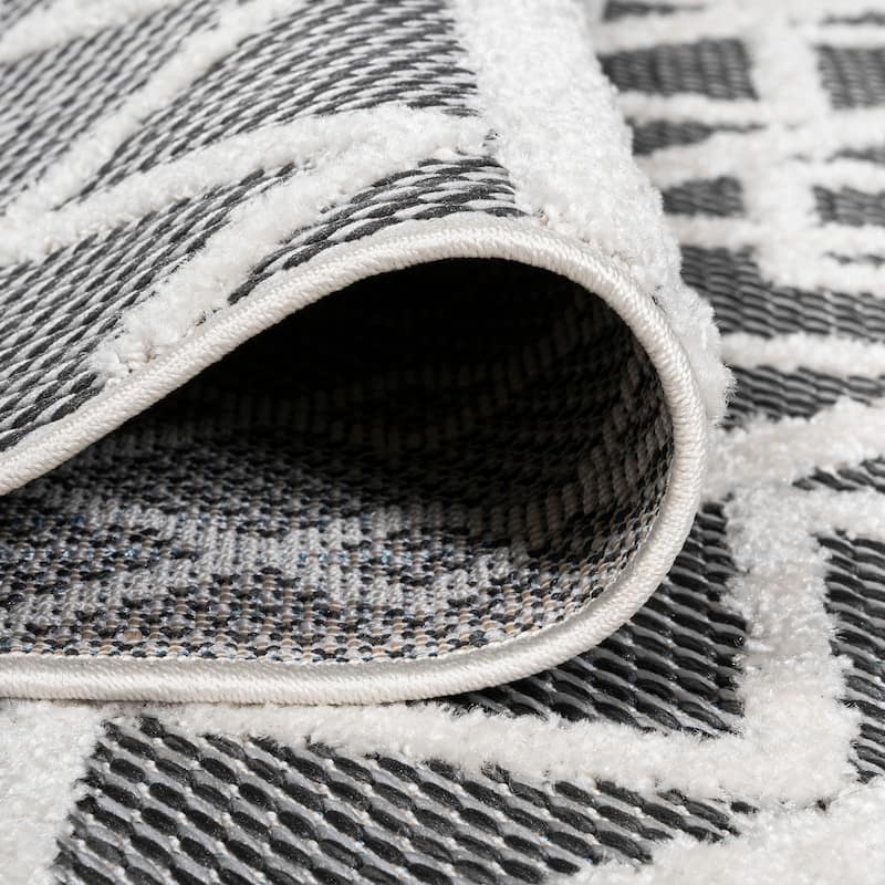 JONATHAN Y Ararat High-Low Pile Knotted Trellis Geometric Indoor/Outdoor Area Rug