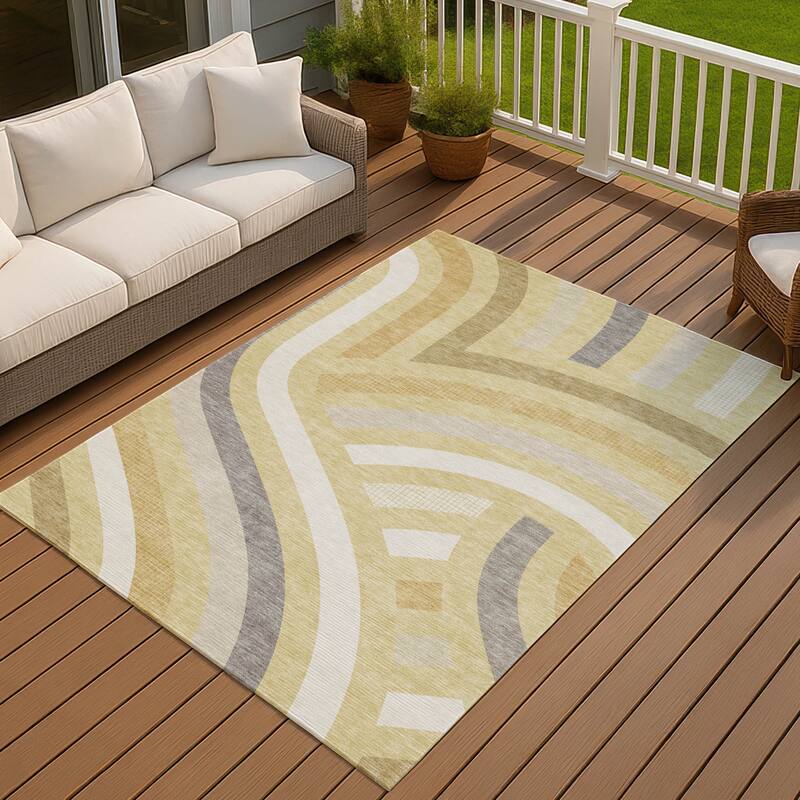 Machine Washable Indoor/ Outdoor Modern Jalen Chantille Rug