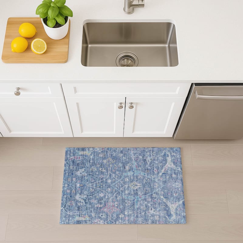 Machine Washable Indoor/ Outdoor Traditional Vintage Chantille Rug
