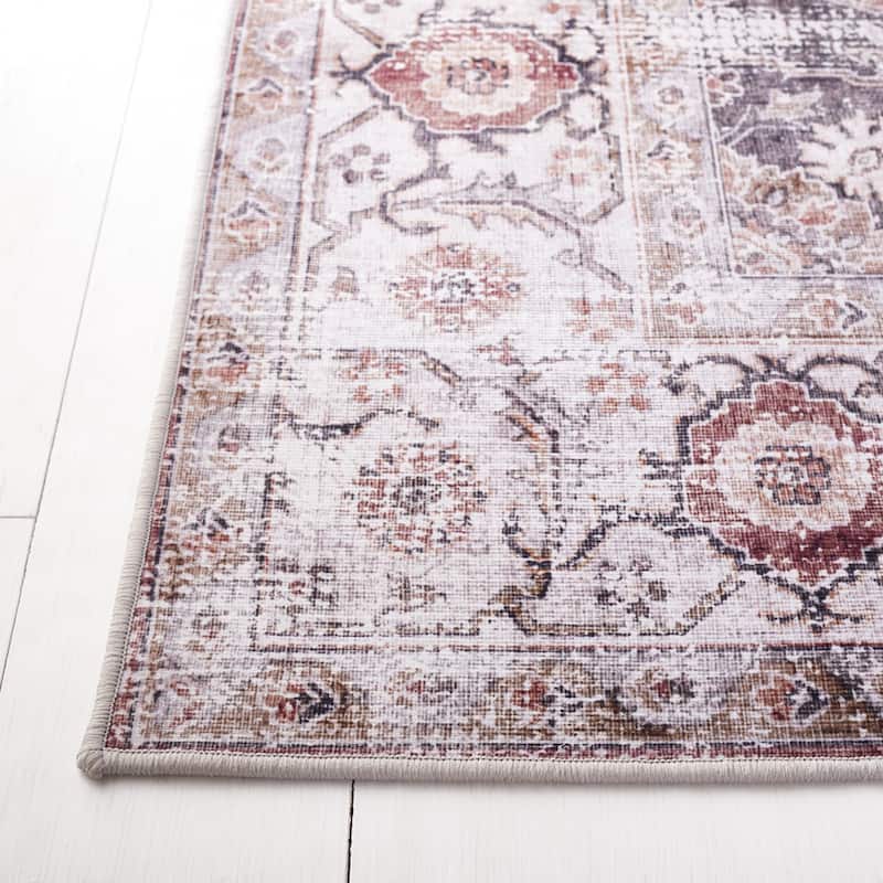 SAFAVIEH, Tucson Machine Washable Slip Resistant Queenie Oriental Medallion