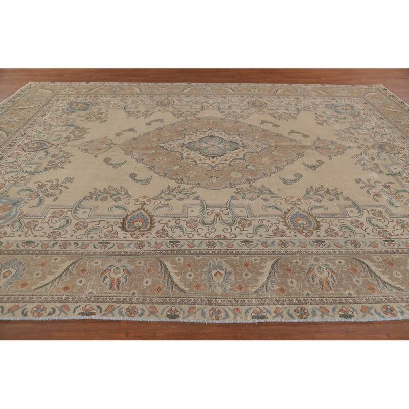 Hand Knotted Oriental 100% Wool Carpet Traditional Medallion Beige & Ivories Tabriz Area Rug - 12' 7'' X 9' 10''