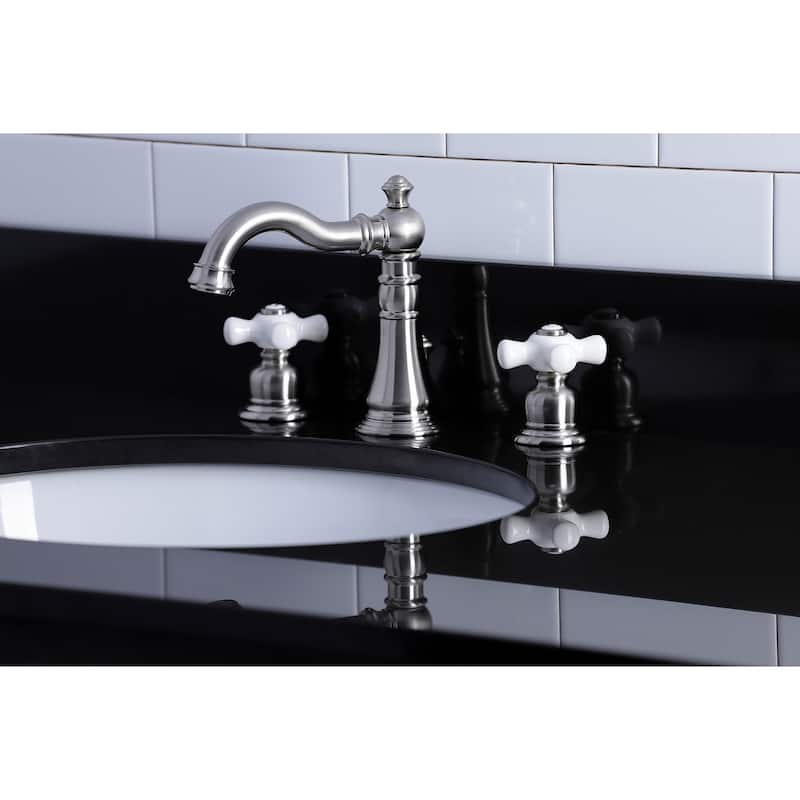 American Classic 8 in. Widespread Bathroom Faucet