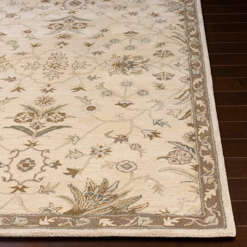 Hand-tufted Karla Traditional Wool Area Rug