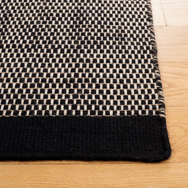 SAFAVIEH Handmade Vermont Raimonda Wool Rug