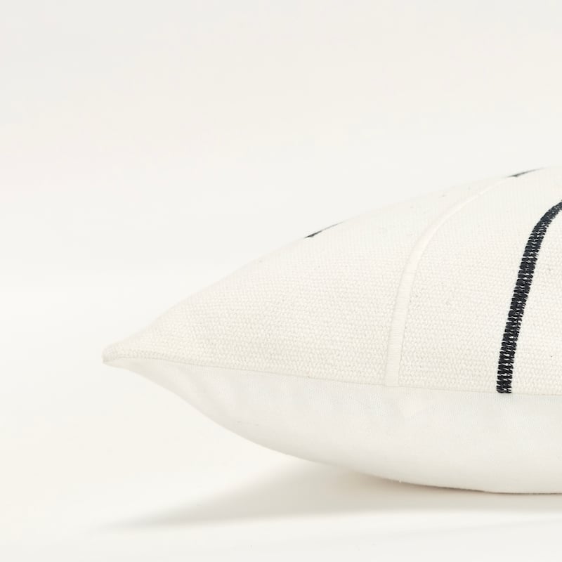 Rizzy Home Transitional Ivory Poly Filled Pillow - 14"x20"