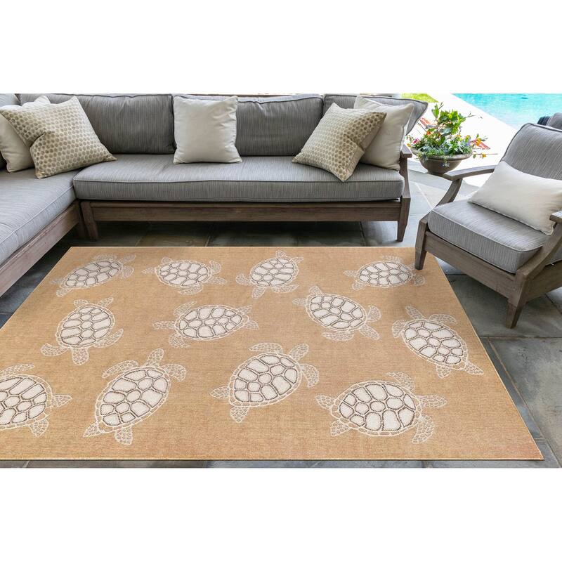 Liora Manne Carmel Collection Sea Turtles Indoor/ Outdoor Area Rug - 4'10" x 7'6" - Sand