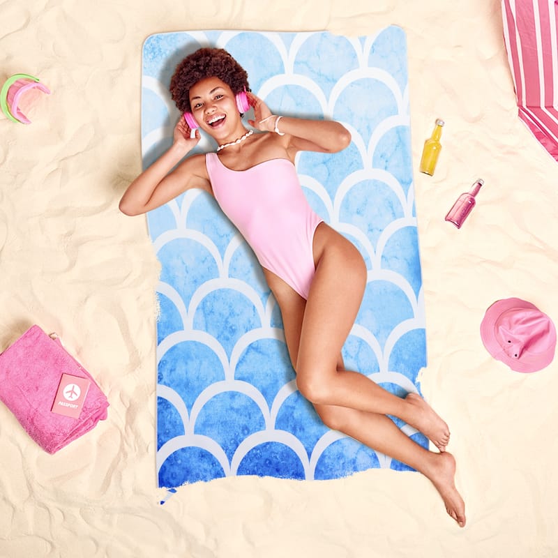 Geometric Beach Towel Comfortable Oversized Beach Towels Quick Drying Pool Towel with Tropical Design for Beach, Pool 32" x 64"