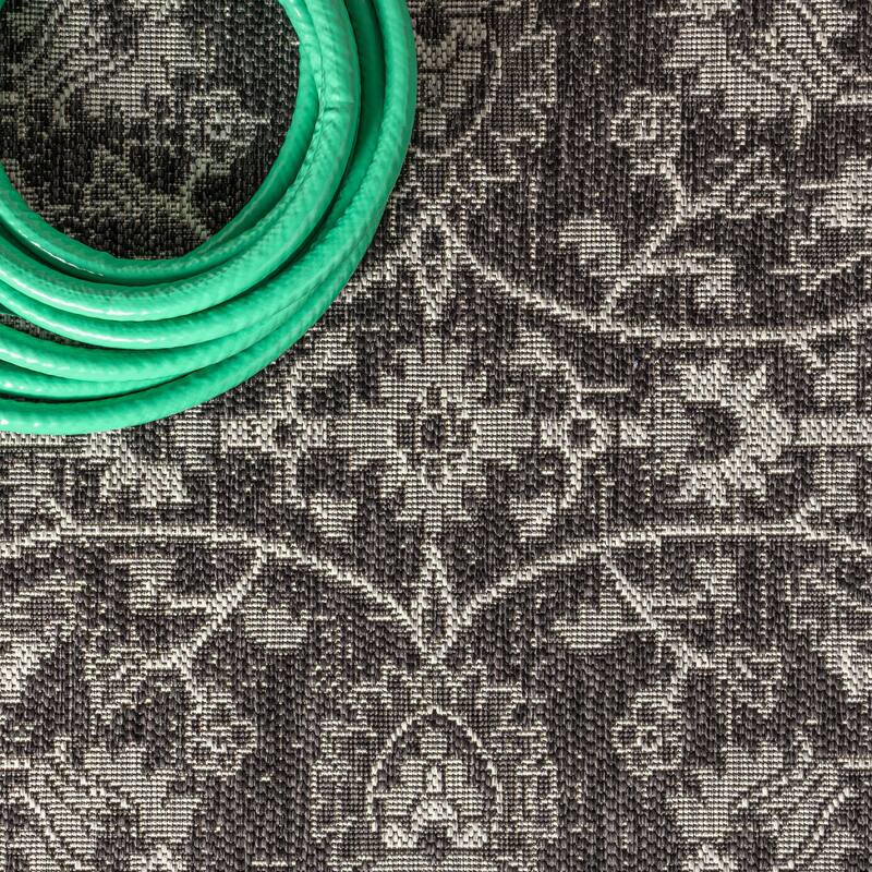 JONATHAN Y Palazzo Vine and Border Textured Weave Indoor/Outdoor Area Rug