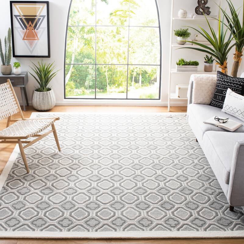 SAFAVIEH, Handmade Metro Besmira Wool Rug