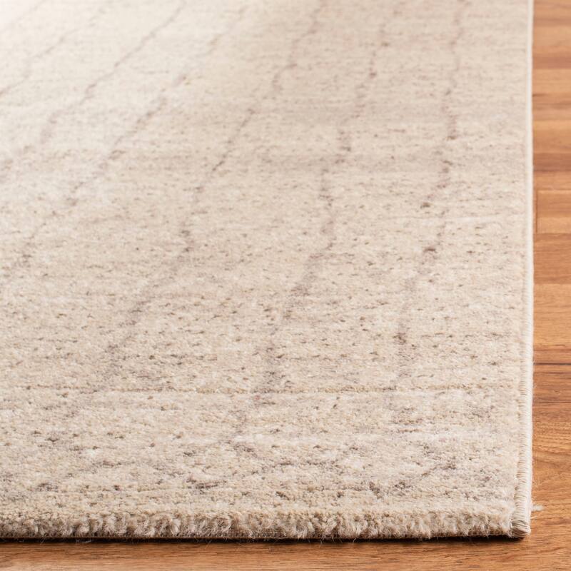 SAFAVIEH Tunisia Altina Southwestern Rug