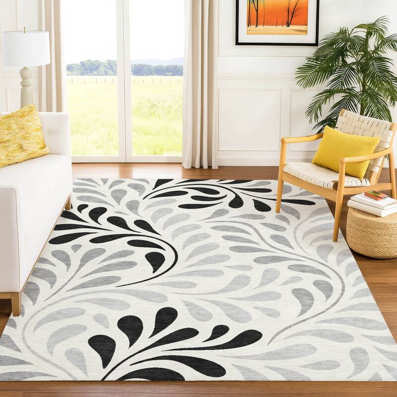 Machine Washable Indoor/ Outdoor Floral Arabesque Chantille Rug