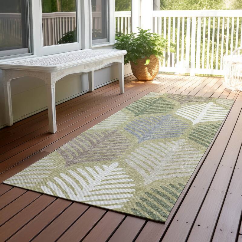 Machine Washable Indoor/ Outdoor Modern Fern Chantille Rug - Aloe - 2'3" x 7'6"