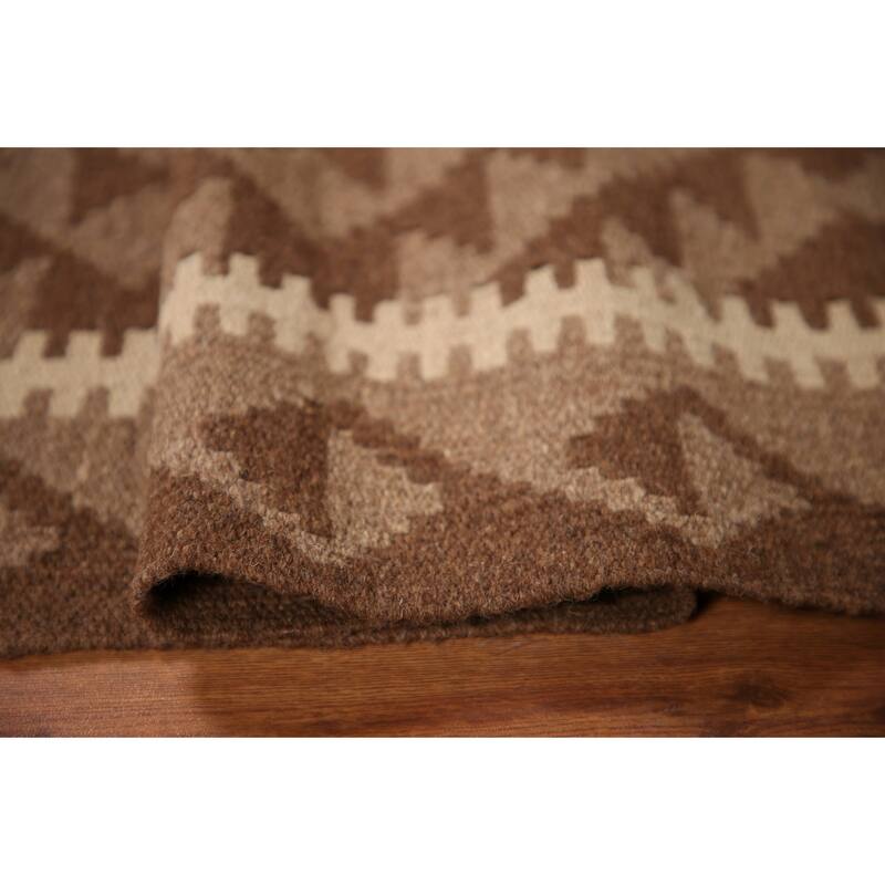 Brown Reversible Kilim Oriental Area Rug Hand-woven Wool Foyer Carpet - 3'3" x 5'2"