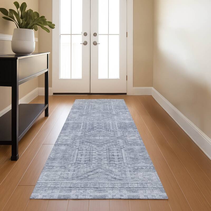 Premium Washable Super Soft Traditional Global Mayfield Rug - Sky - 2'3" x 7'6"