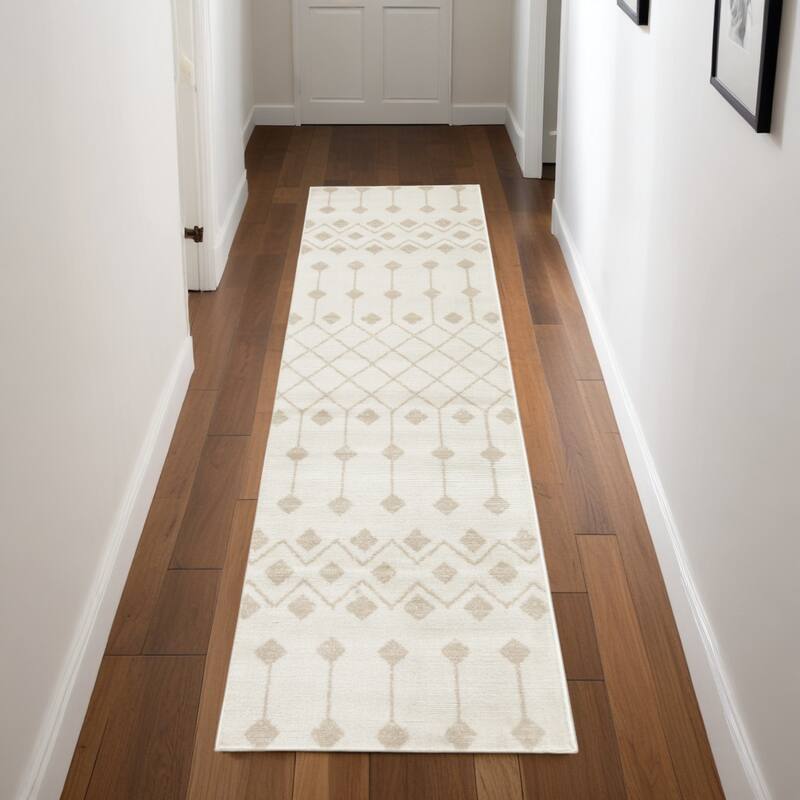 Lulud Power Loomed Area Rug By HomeRoots - 90' X '27' X '0.5 - 90' X '27' X '0.5 - Cream/Onyx - Runner