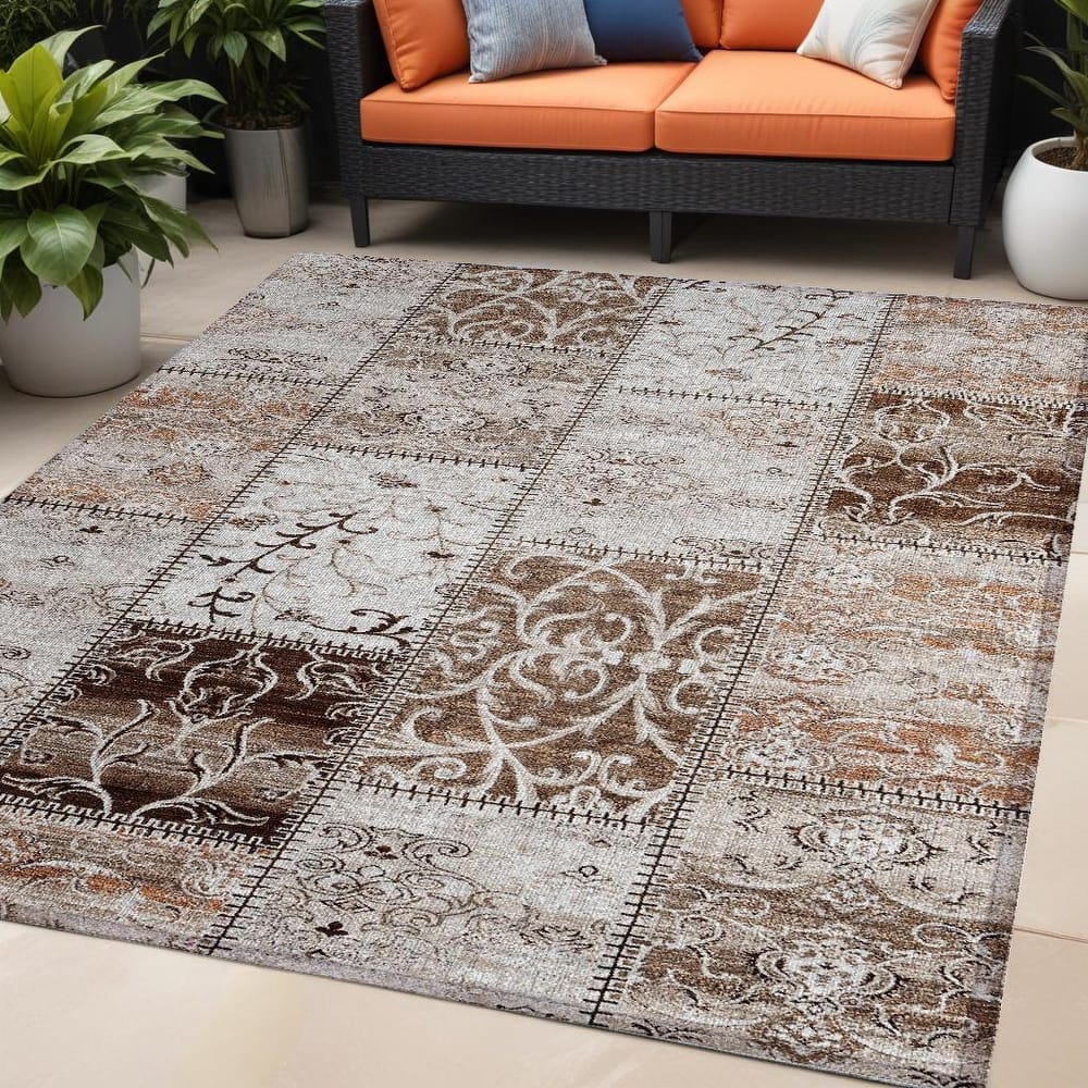 Elz Patchwork Weather Resistant Classic Meets Modern Outdoor Rug