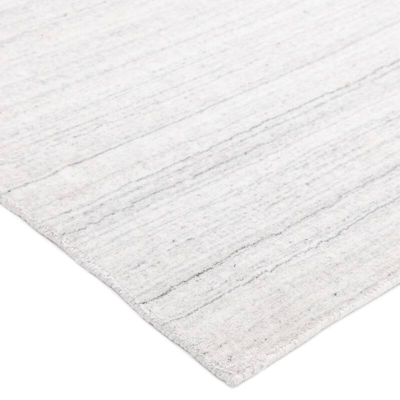 Overton Handmade Modern Contemporary Solid Area Rug - 5' 0" x 8' 0"