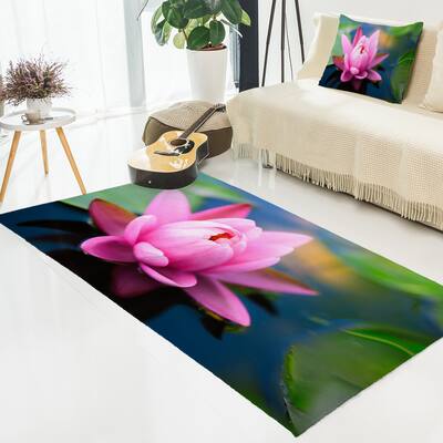Designart 'Large Lotus Flower in the Pond' Floral Area Rug