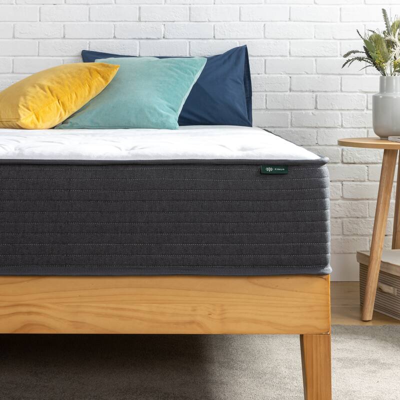 Priage by ZINUS 10 Inch Comfort Essential Pocket Spring Hybrid Mattress