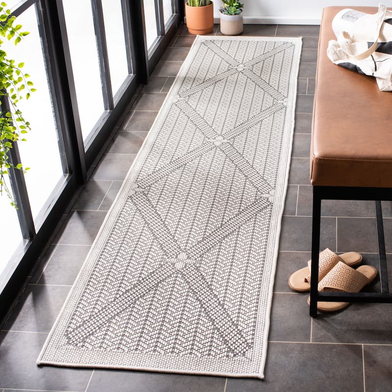 SAFAVIEH Bermuda Washable Rosenda Indoor/ Outdoor Waterproof Rug - 2' x 10' Runner - Cream/Grey