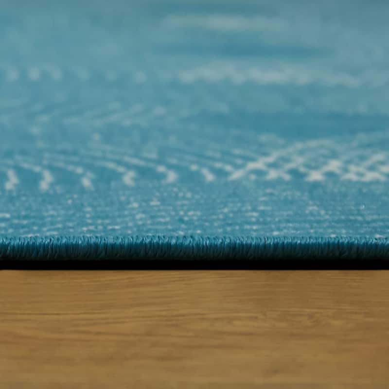 Porch & Den Schoeler Striped Scale Contemporary Indoor/Outdoor Area Rug