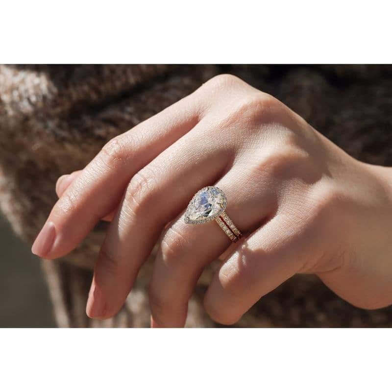 Kobelli Signature Collection 4.5 Carats Moissanite & Diamond 14k Solid Gold Near Eternity Halo Paige 2pc Bridal Set
