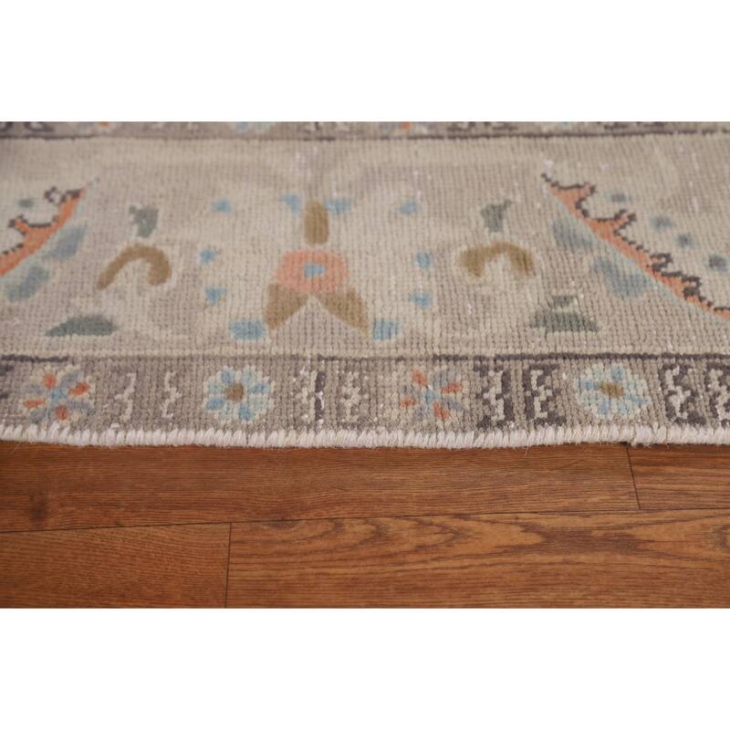 Vintage Medallion Distressed Tabriz Persian Rug Handmade Wool Carpet - 6'6" x 9'6"