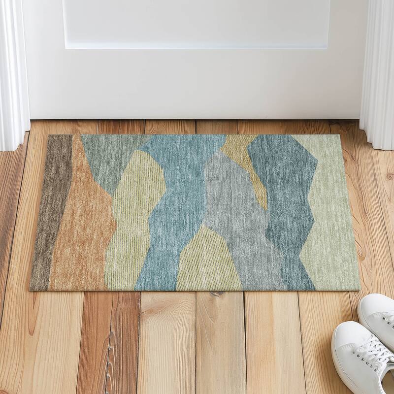 Machine Washable Indoor/ Outdoor Modern Dacono Chantille Rug