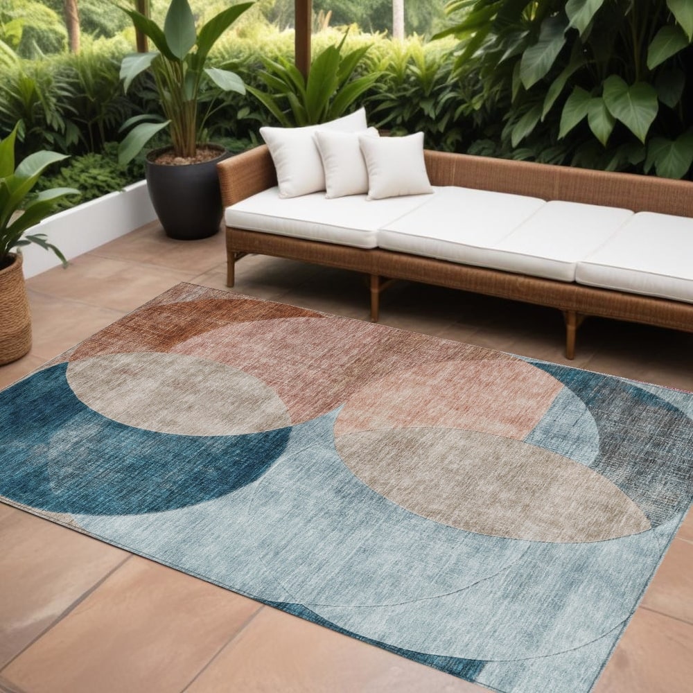 HomeRoots Geometric Transitional Rectangle Outdoor Rug
