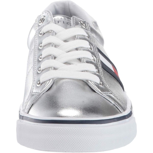 tommy hilfiger oneas