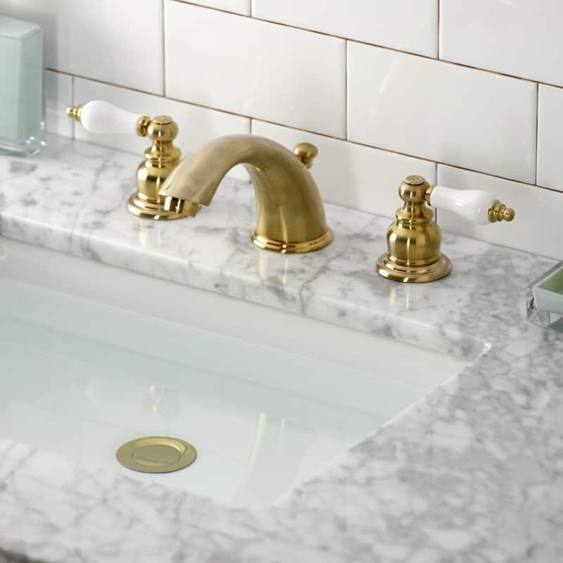 Victorian Widespread Bathroom Faucet with Retail Pop-Up in Polished Chrome
