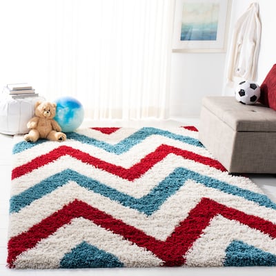 SAFAVIEH Kids Shag Georgeann Chevron Nursery Playroom 2-inch Thick