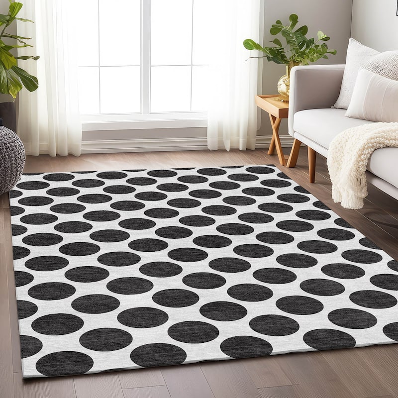 Premium Washable Super Soft Geo Dots Mayfield Rug - Black - 2'6" x 3'10"