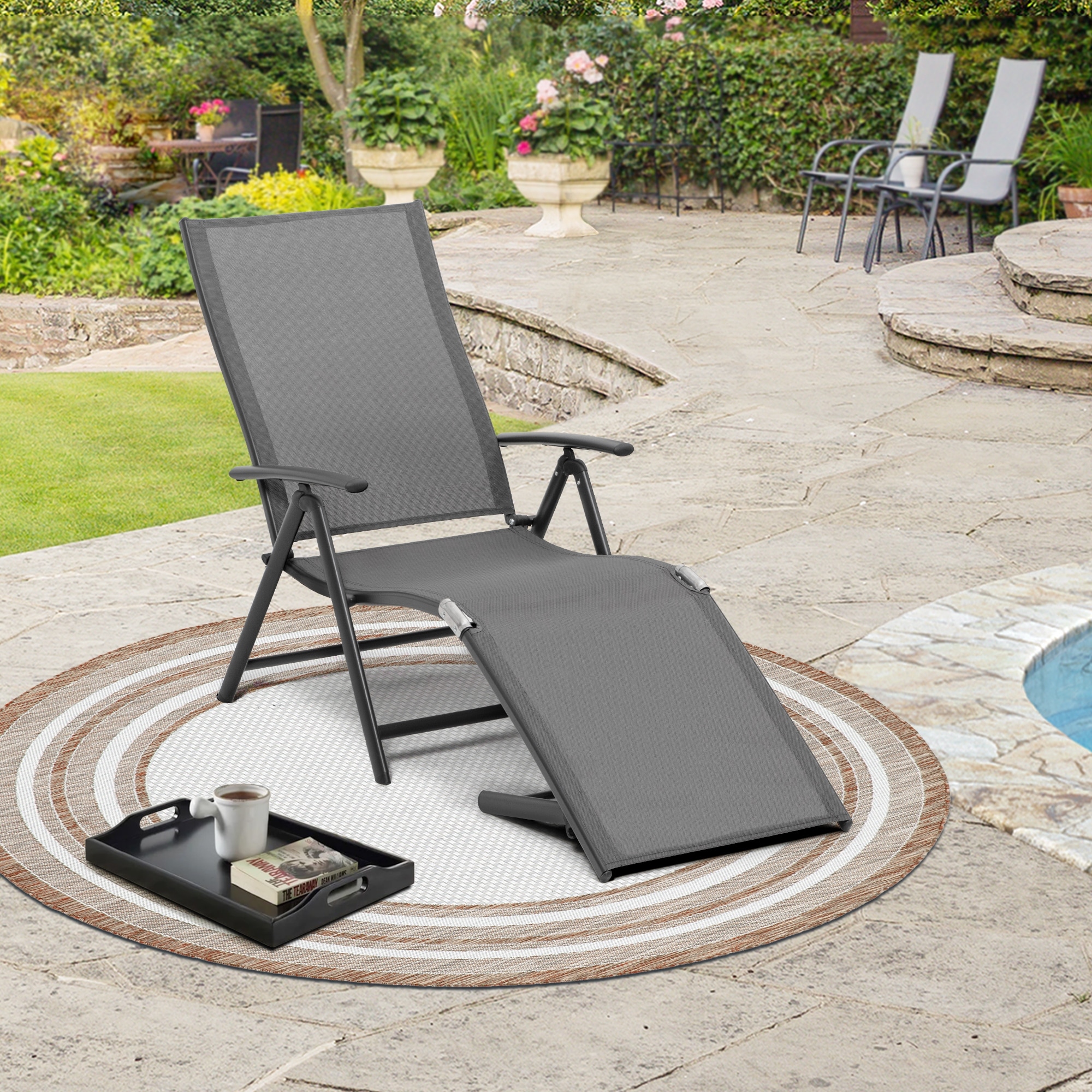 Outdoor portable hot sale chaise lounge