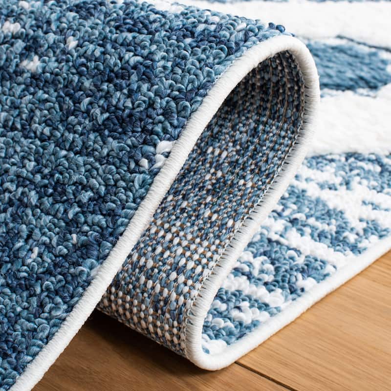 SAFAVIEH Moroccan Tassel Shag Nanke 2-inch Thick Rug