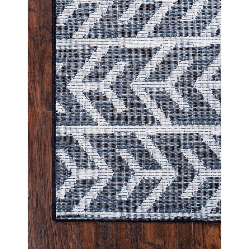 Outdoor Glasbury Collection Area Rug