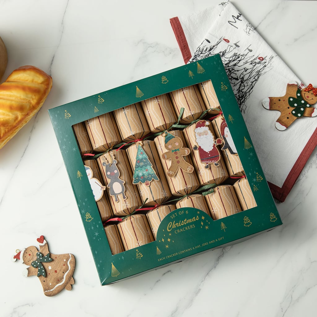 Glitzhome 6 Pack Christmas Kraft Paper Characters Tag Party Crackers Favor Supplies with Gift Contents for Kids