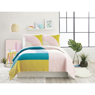 Modshapes Pink Quilt Set by Ampersand