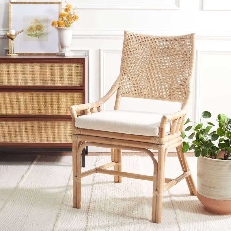 SAFAVIEH Azrielle Coastal Rattan Cushion Chair - 22" W x 24" L x 37" H - 22"W x 24"D x 37"H