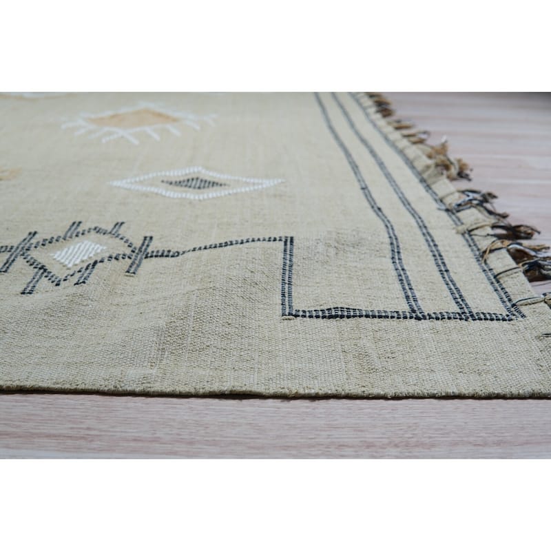 Beige Hand-Knotted Wool Flat Weave Rug, 4' x 6', plush stylish floor rug - L