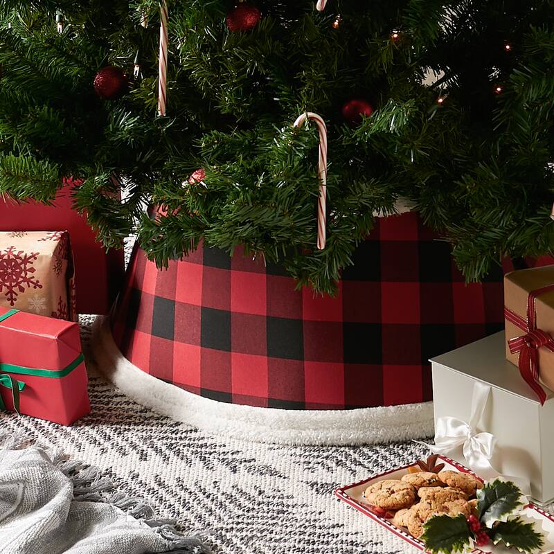 Holiday Tree Collar